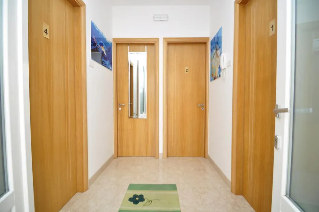 Affittacamere Buena Vista Guest Room Letojanni